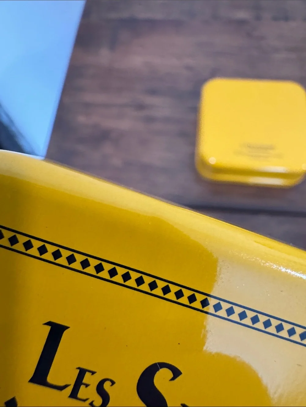 L'OCCITANE Bright Yellow Decorative Soap Tin Collectable with Soap